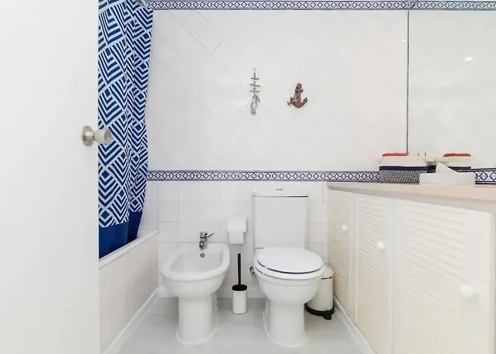 Bayview By Lovelystay Διαμέρισμα *