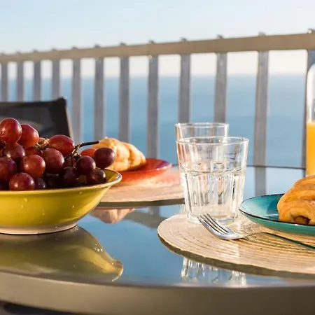 Bayview By Lovelystay Apartment *