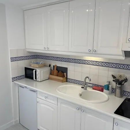 Bayview By Lovelystay Apartment